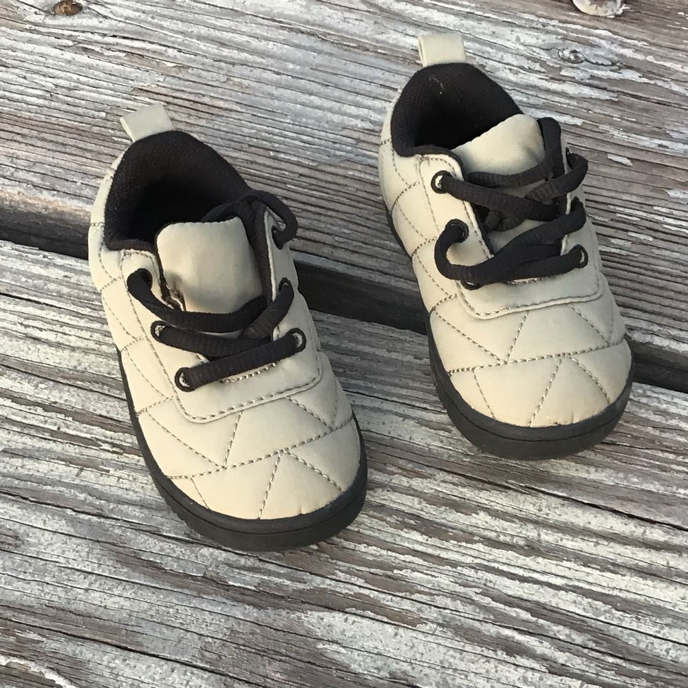Zara Quilted Kids Shoes in Cream and Black Size 20
